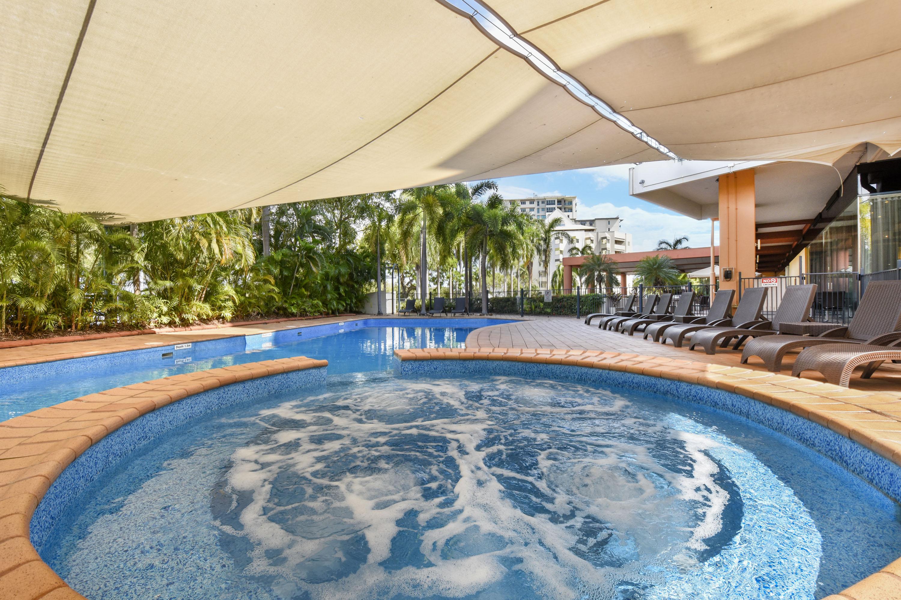 Mantra On The Esplanade Aparthotel Darwin Bagian luar foto