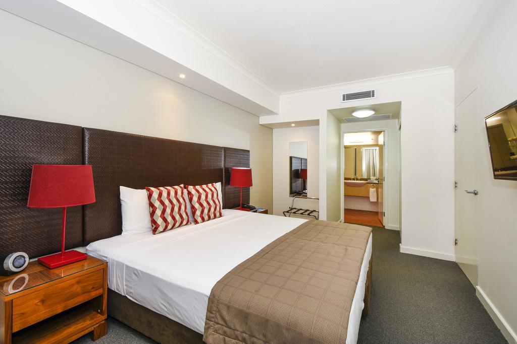 Mantra On The Esplanade Aparthotel Darwin Bagian luar foto